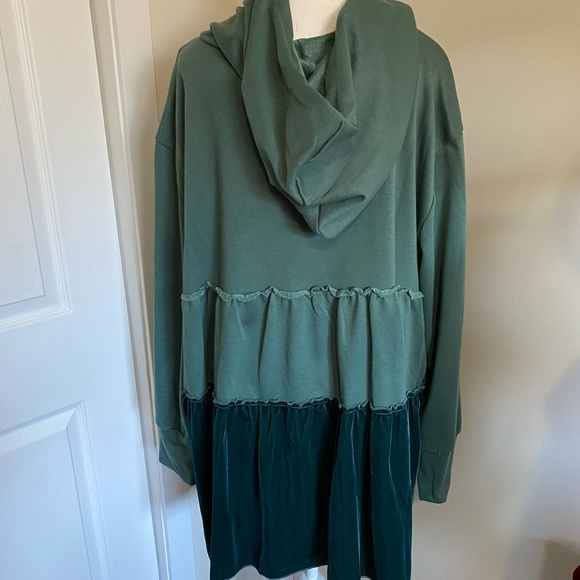 Green Velvet Teal Tier Zip Up Hooded Sweatshirt Style Top- Sz-2XL - Picture 2 of 16